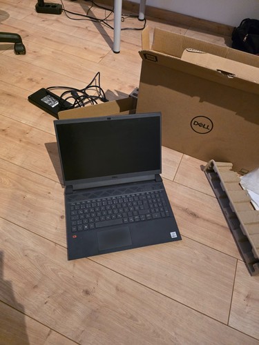 Dell gaming laptop 1tb - g5,
