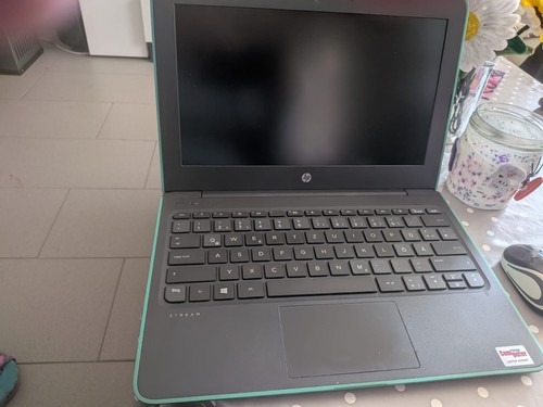 Laptop stream pro g5 - -,