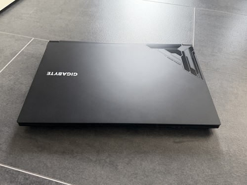 Gigabyte gaming laptop - gigabyte,